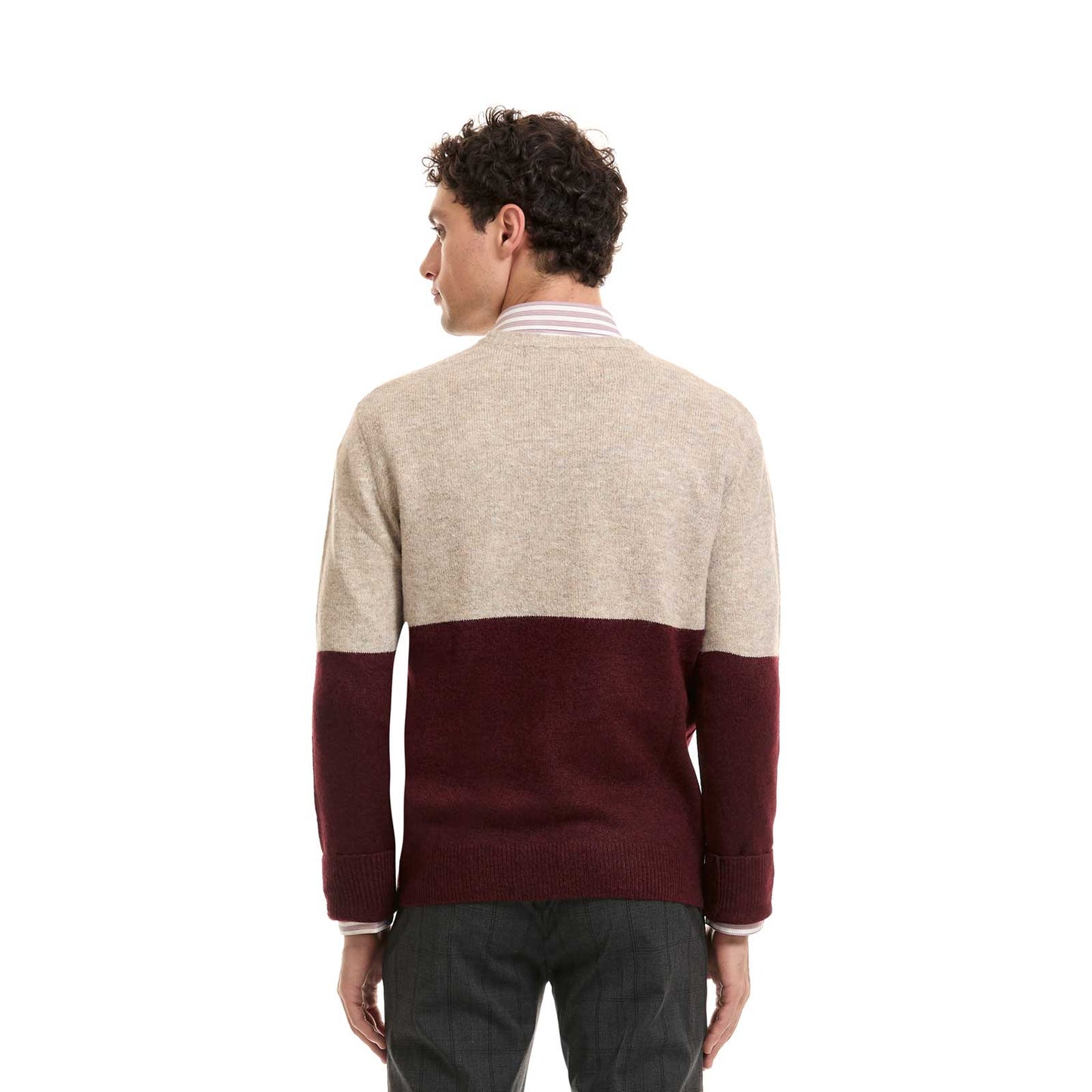 Sueter de tejido de punto liso cuello redondo manga larga