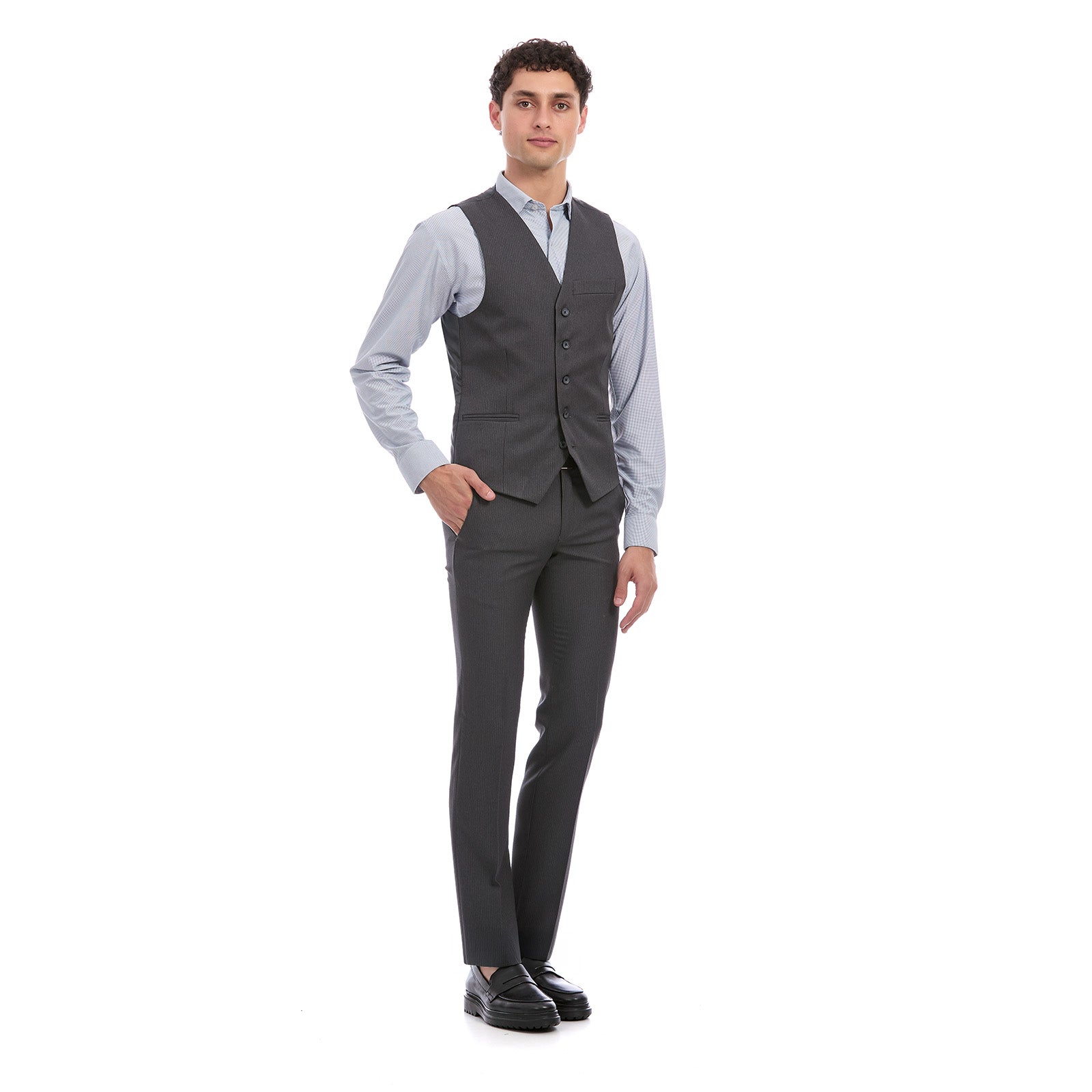 Hombre portando Chaleco de Vestir A Rayas Color Gris Oxford Vittorio Forti