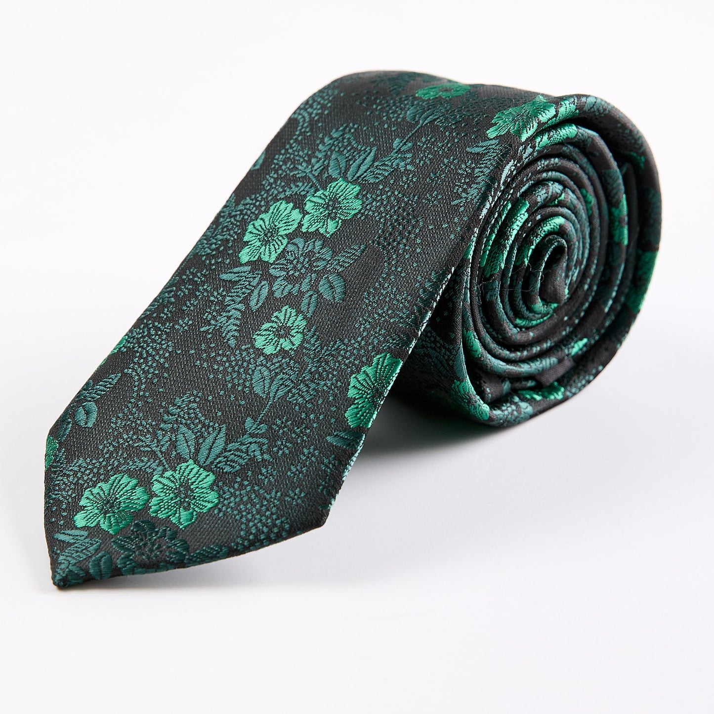 Corbata Confeccionada en Tejido Jaquard Motivos Florales Vittorio Forti