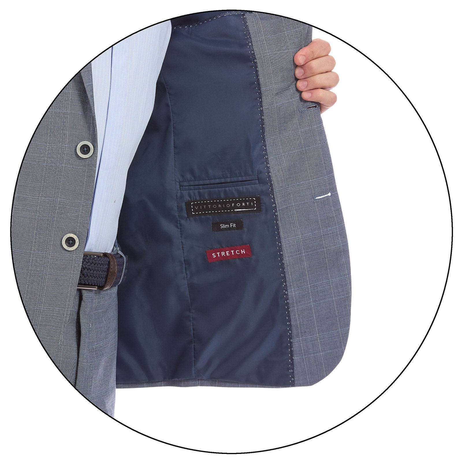 Vista interior del saco de traje azul marino slim fit para hombre. Forro satinado en tono gris con etiqueta Vittorio Forti y bolsillos internos de acabado refinado. Muestra la calidad y confección premium de la prenda.