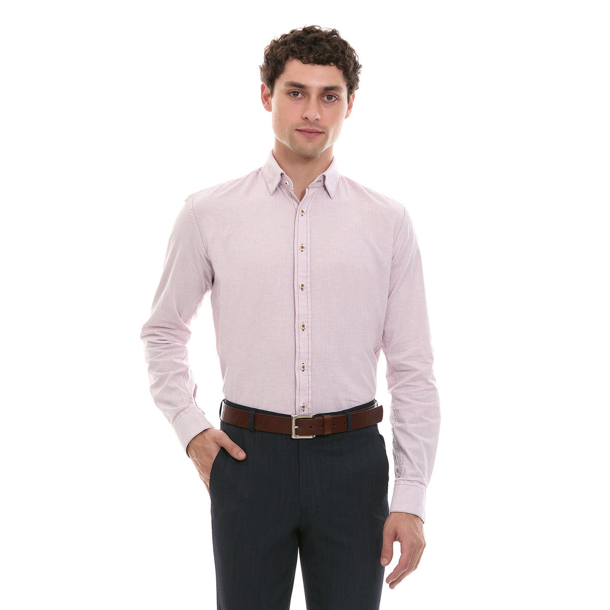 Hombre vistiendo Camisa rosa de Manga Larga estilo Formal para Caballero, vista de frente
