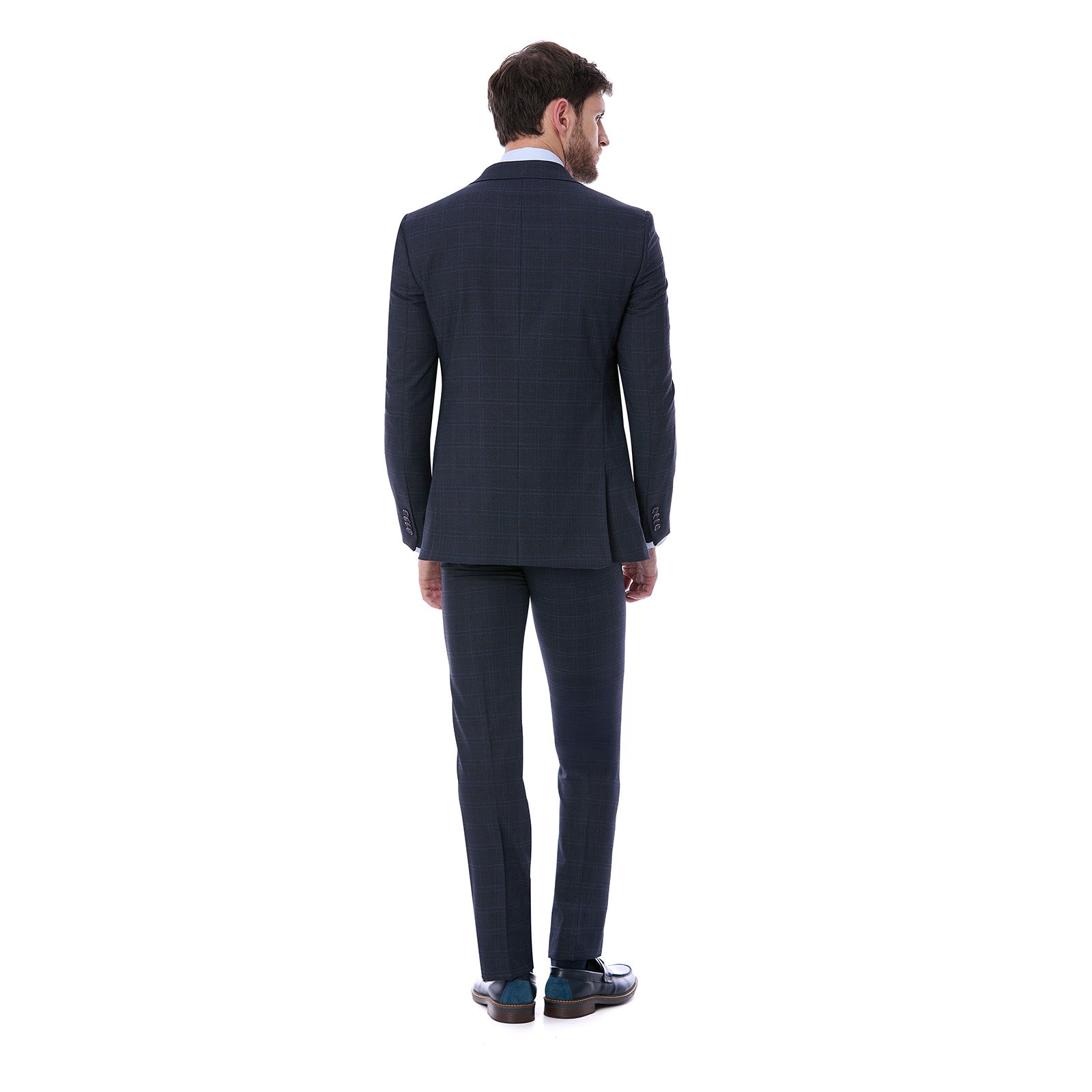 Vista trasera de Traje lim Fit para Caballero con diseño de Tejido A Cuadros marca Perfeco para Cualquier Ocasion.