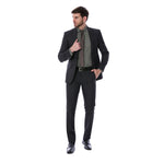 Traje Vittorio Forti color negro vista frontal, estilo moderno y elegante para hombre.
